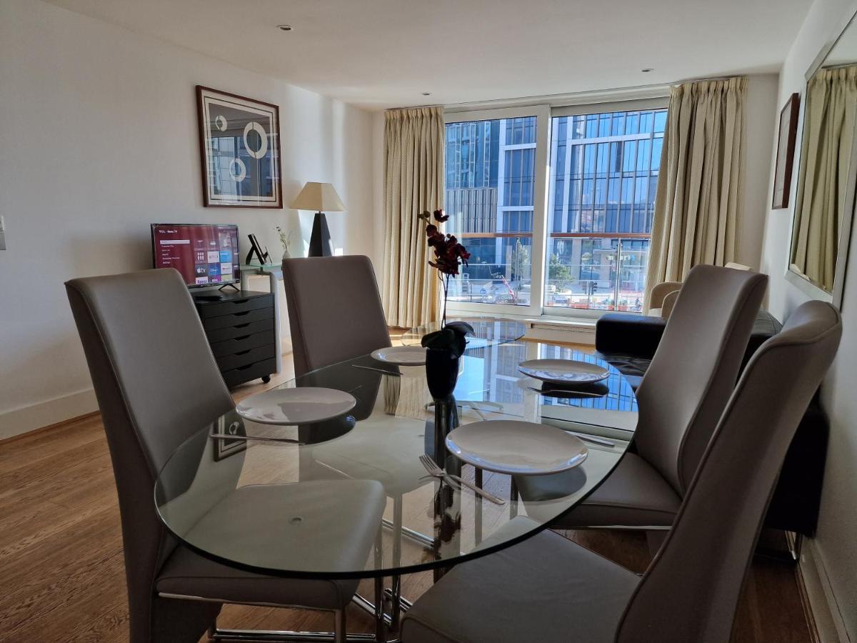 St James' Apartments Londra Esterno foto
